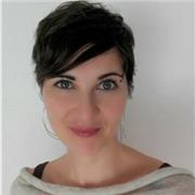 Educadora. Acompanyant en gestió emocional, creixement personal i autoconeixement. Tallerista Familiar i infantil